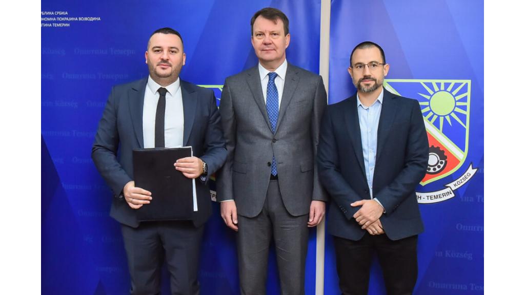 Mirović prisustvovao potpisivanju ugovora za izgradnju fabrike vode u Temerinu