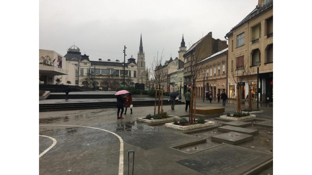Ujutru u većini mesta umeren i jak mraz,ledena kiša u Vojvodini i na zapadu