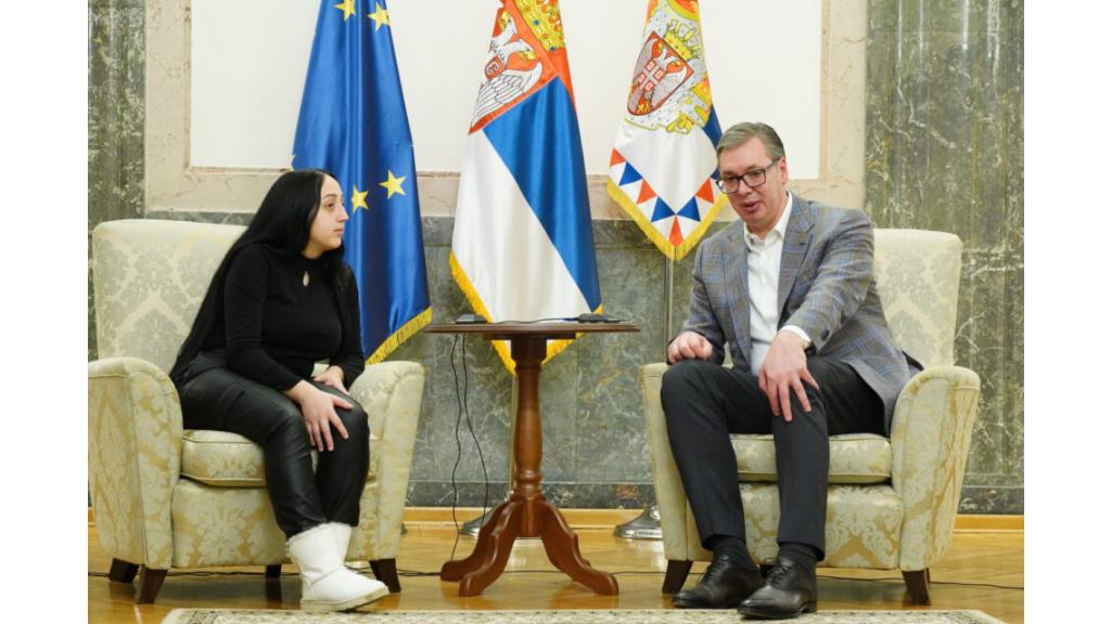 Predsednik Vučić primio Maricu Mihajlović iz Sremske Mitrovice