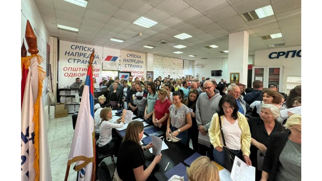 Neverovatan broj ljudi iz opština u Vojvodini podržao listu SNS za predstojeće lokalne izbore