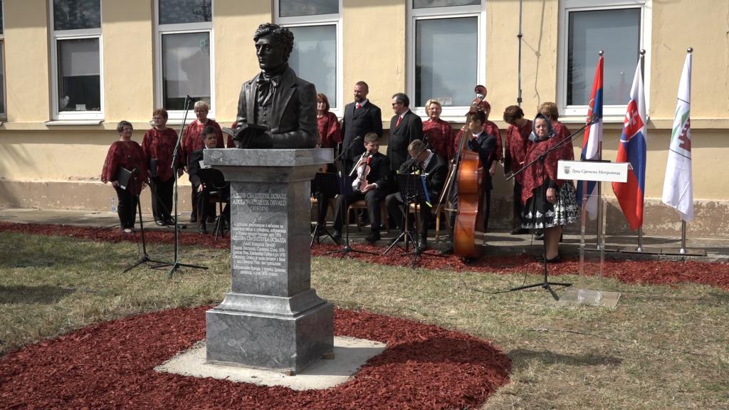 Postavljen spomenik slovačkom književniku