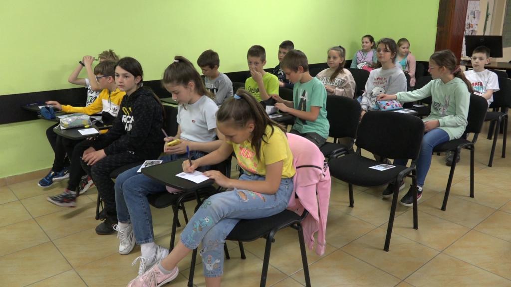 Pinkijevci pozvali decu sa KiM da posete Sremsku Mitrovicu
