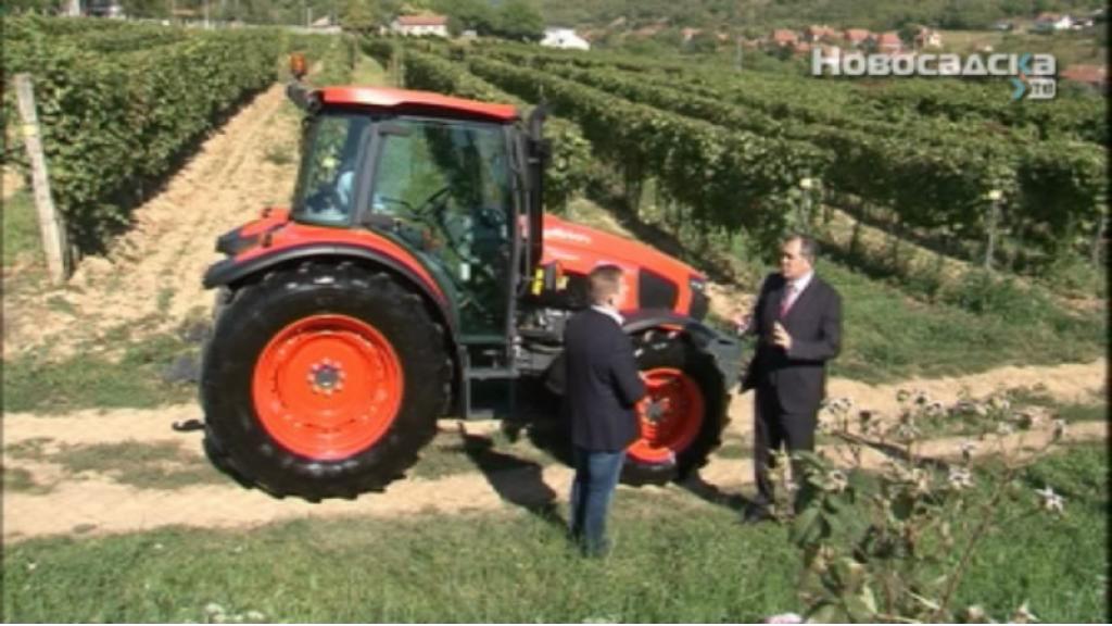 Poljoprivrednom fakultetu isporučen traktor povodom nove akademske godine