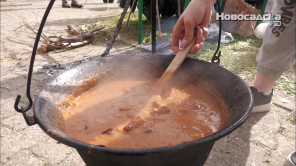 Održano takmičenje u kuvanju pasulja u Poljoprivrednoj školi u Futogu