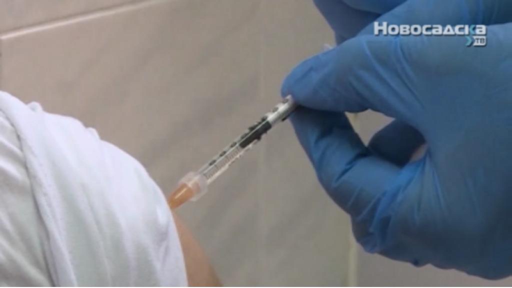 Tiodorović: Četvrta doza vakcine verovatno na proleće