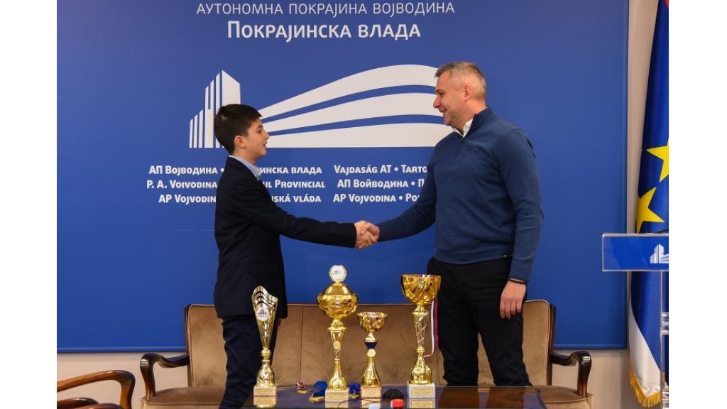 Sekretar Basta primio evropskog šampiona u ubrzanom šahu Andreja Ljepića