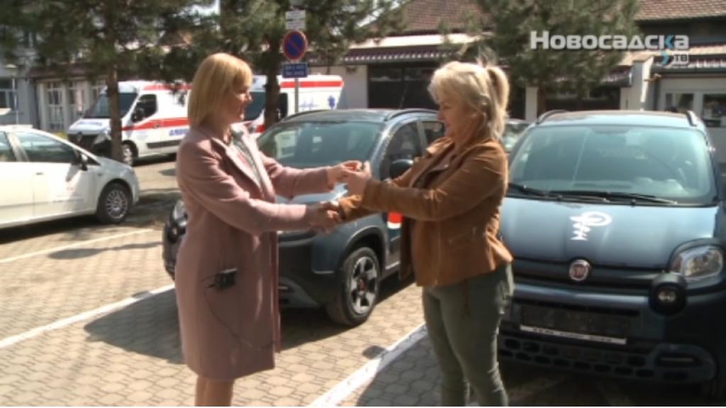 Dva automobila za Dom zdravlja Bački Petrovac