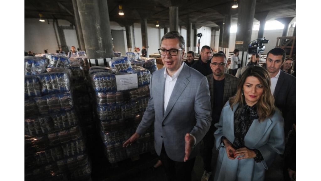 Vučić: Imamo šećera više nego dovoljno,rešen problem u prodavnicama