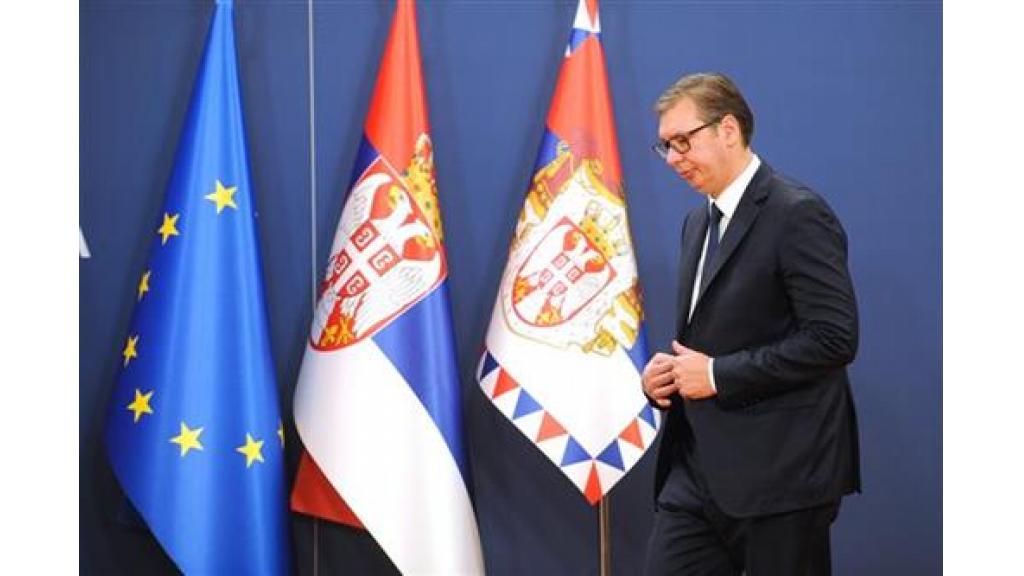 Vučić:Od oktobra dodatni popusti za one koji stede struju, mleka i druge hrane ima dovoljno