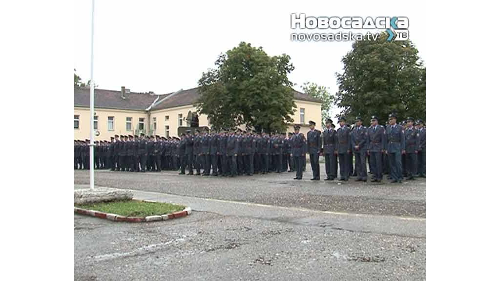 U Sremskim Karlovcima promovisano je dobrovoljno služenje vojnog roka