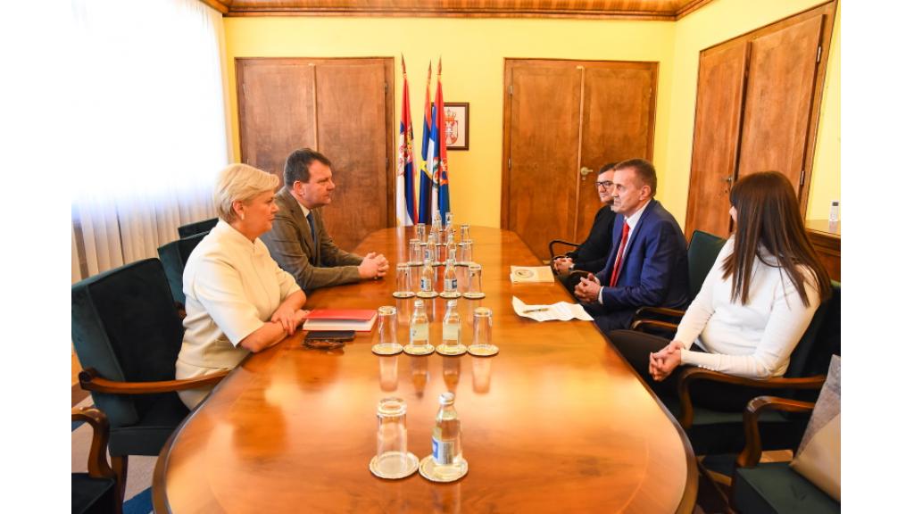 Mirović: Pokrajinska vlada nastaviće sa podrškom nacionalnim savetima nacionalnih manjina