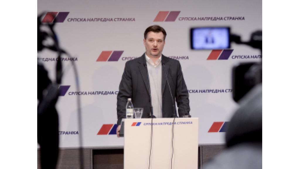 Jovanov: Poslanici SNS jedinstveno uz Vučića, neki se sklanjaju