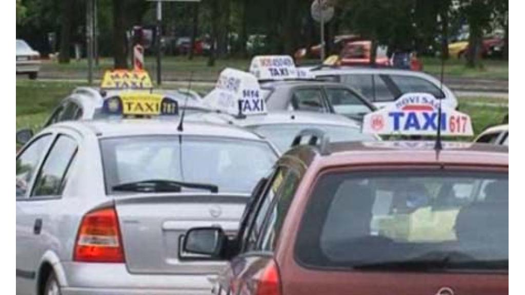 Budući taksisti polažu ispit o poznavanju Novog Sada