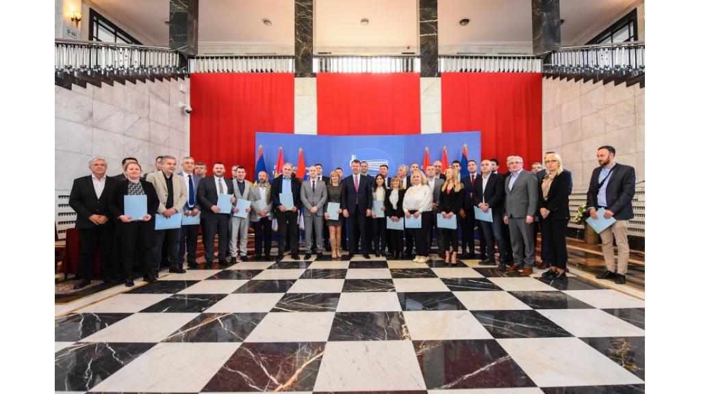 Mirović: Novi investicioni ciklus u Vojvodini vredan šest milijardi dinara