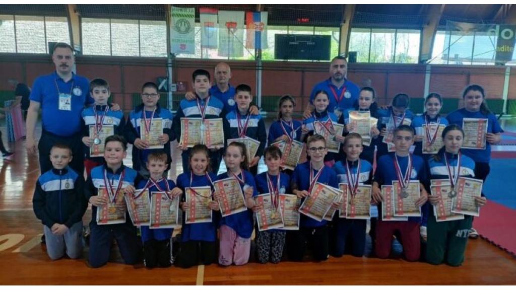 Karate klub „Hajduk” najuspešniji klub na Prvenstvu Vojvodine