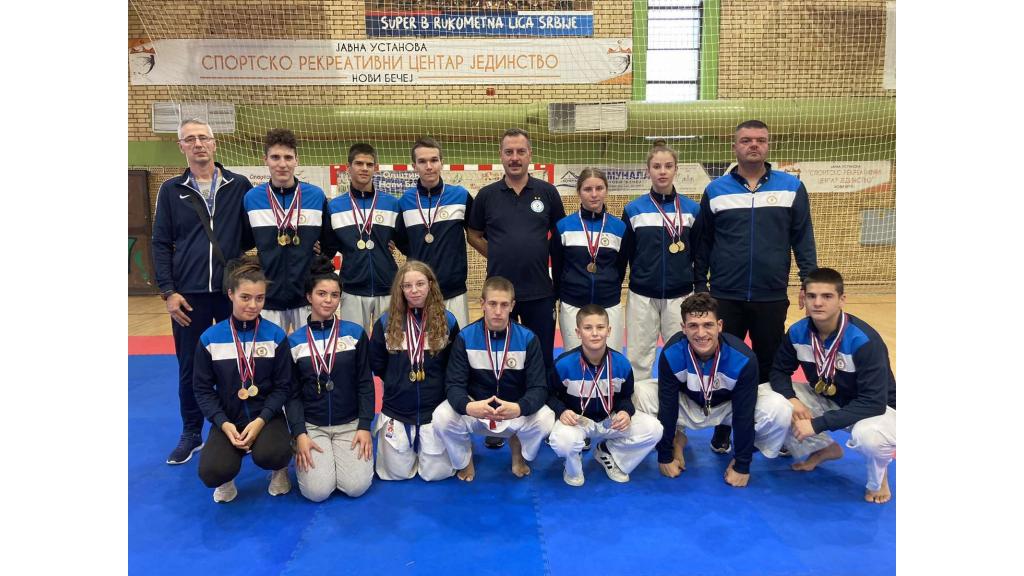 Članovi Karate kluba „Hajduk“ ponovo demonstriraju svoju dominaciju 