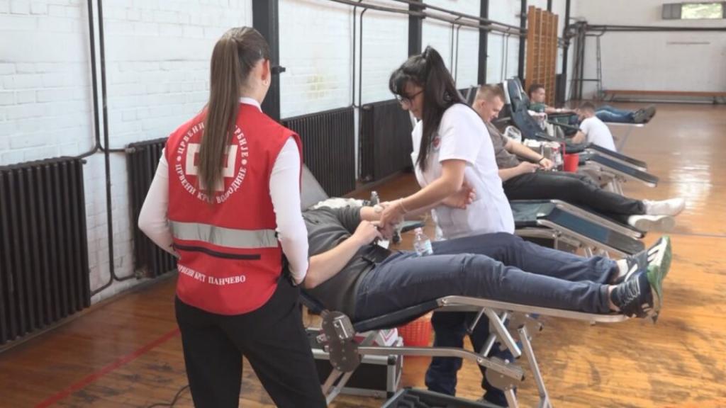Vanredna akcija dobrovoljnog davanja krvi u Mašinskoj školi