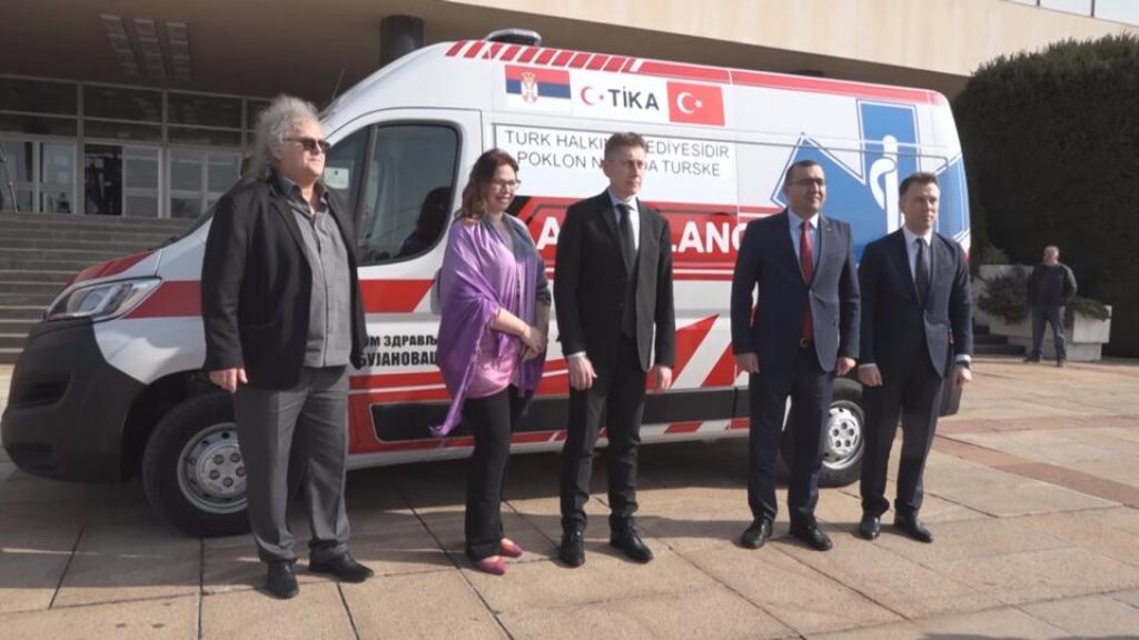 Turska Agencija donirala ambulantna vozila i inkubatore lokalnim samoupravama u Srbiji