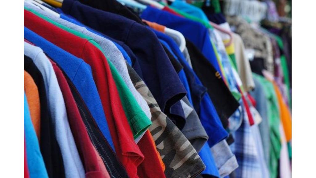 Akcija sakupljanja odeće na Agriko pijaci