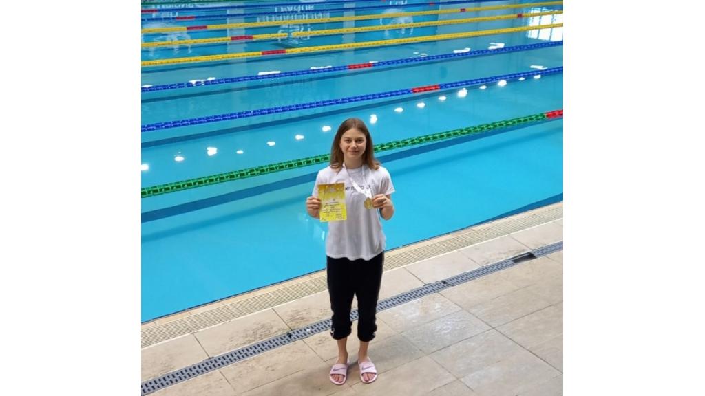 Pančevkama tri medalje na Školskom prvenstvu Srbije u plivanju