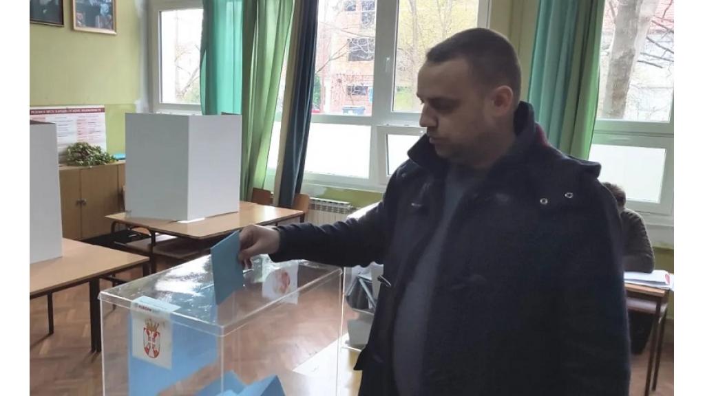 Predsednik i zamenik predsednika Opštine Kovačica iskoristili glasačko pravo