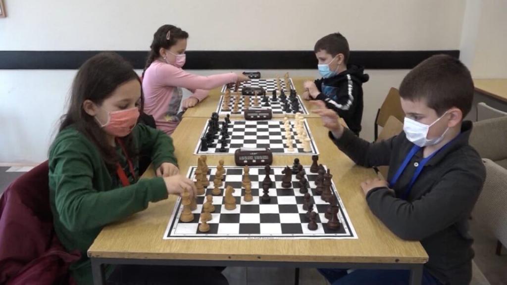 Mladi šahisti šah kluba „Aljehin“ zabeležili sjajne rezultate