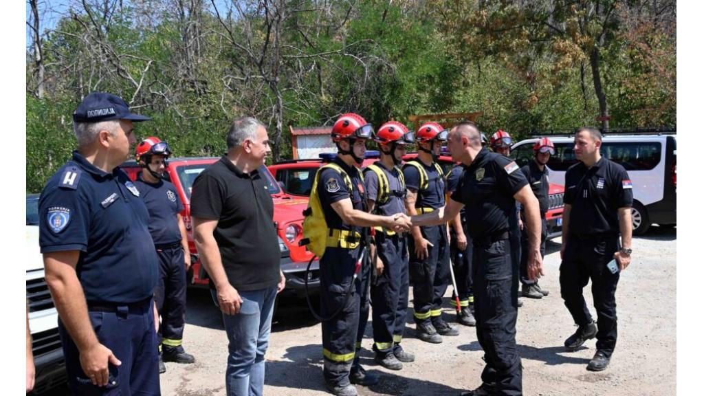 Ministar Vulin: Požar na Vršačkom bregu je suštinski ugašen, vrši se dogašivanje