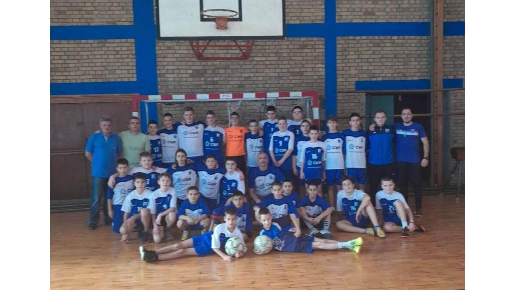 Donatorski turnir u malom fudbalu održan u Dolovu