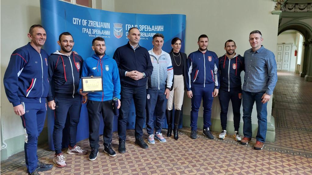 Gradonačelnik ugostio članove ekipe i stručnog štaba rvačke reprezentacije Srbije