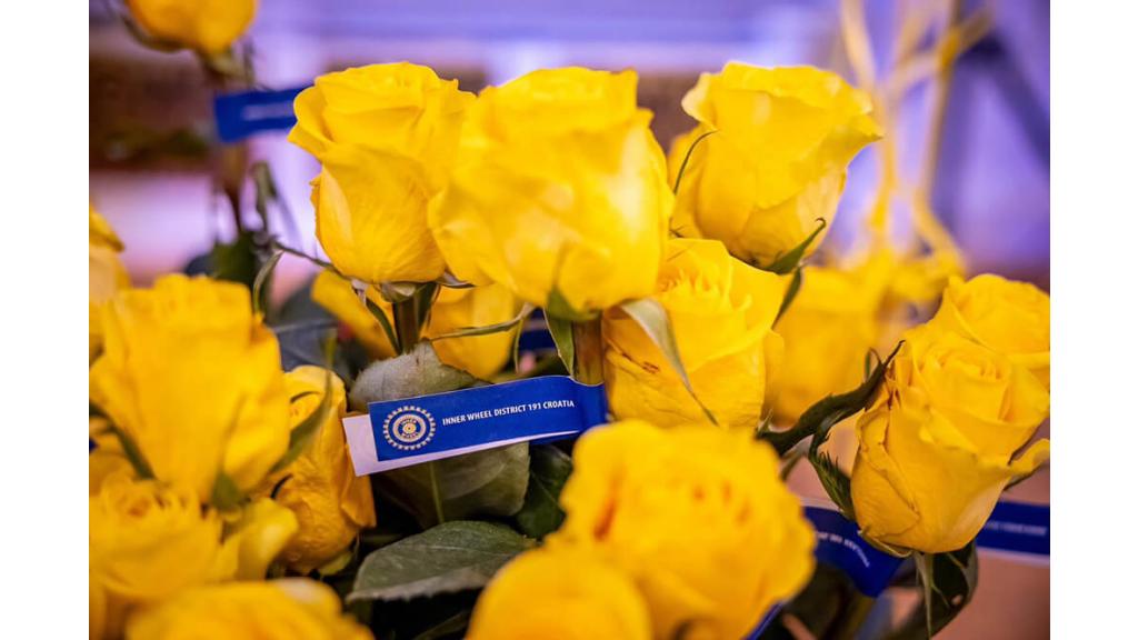 Inner Wheel klub Zrenjanin donirao 100 sadnica ruža 