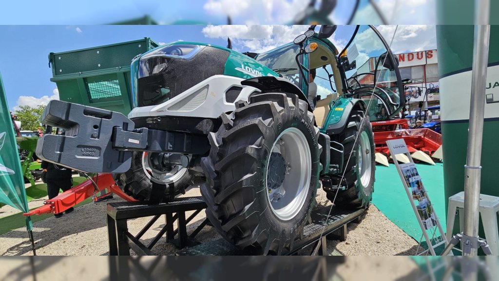 Predstavljen „Lovol“ traktor najnovije generacije na 91. Međunarodnom poljoprivrednom sajmu