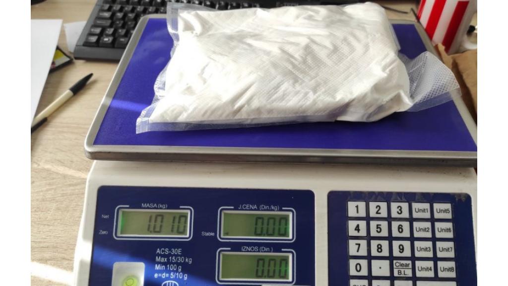Uhapšen u Staroj Pazovi: Dvadesetdvogodišnjak u kući držao kilogram amfetamina