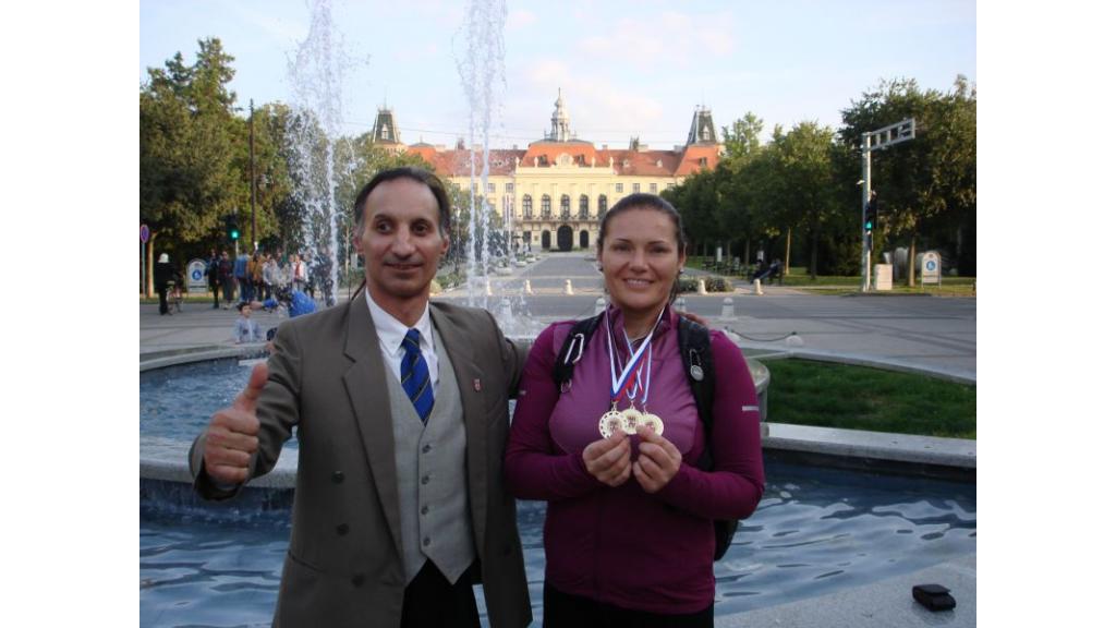 Dizačica tegova Jelena Đekić uzela tri zlatne medalje na Prvenstvu Srbije za veteranke