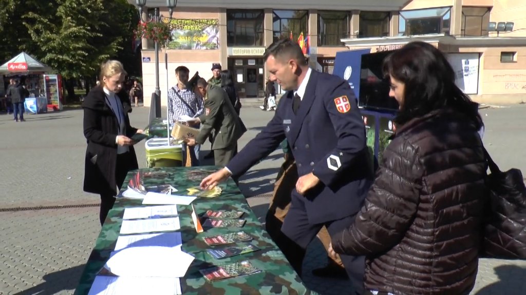 U Vrbasu promovisano dobrovoljno služenje vojnog roka 