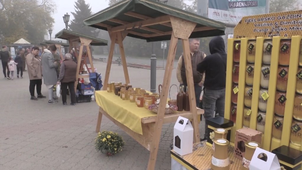 Festival meda po deseti put okupio pčelare u Vrbasu