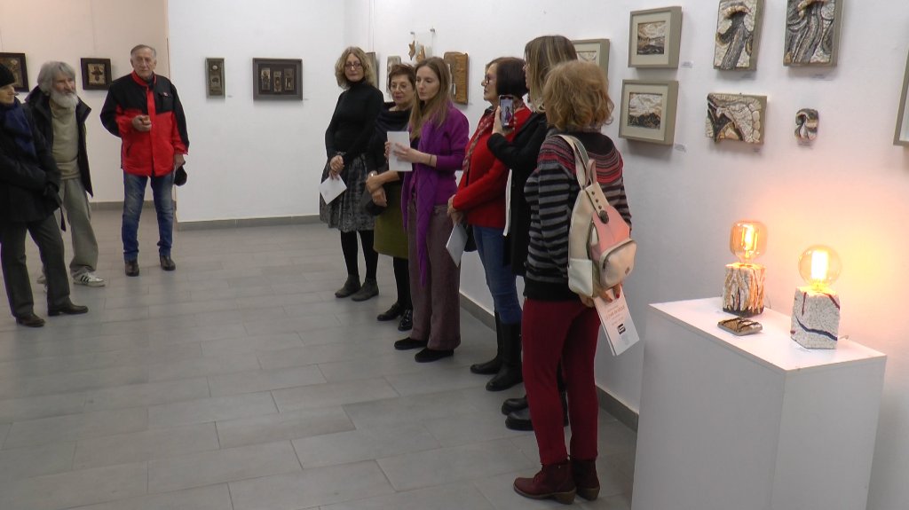 U Vrbasu otvorena izložba mozaika grupe umetnica iz Beograda