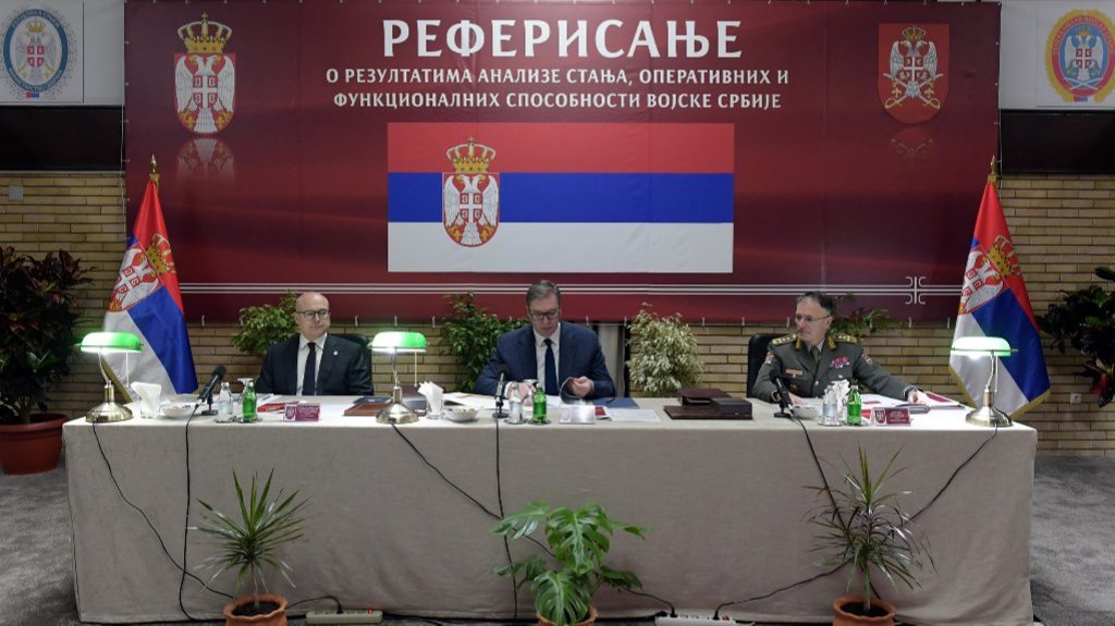Predsednik Vučić prisustvovao referisanju o analizi sposobnosti Vojske Srbije za 2022. godinu
