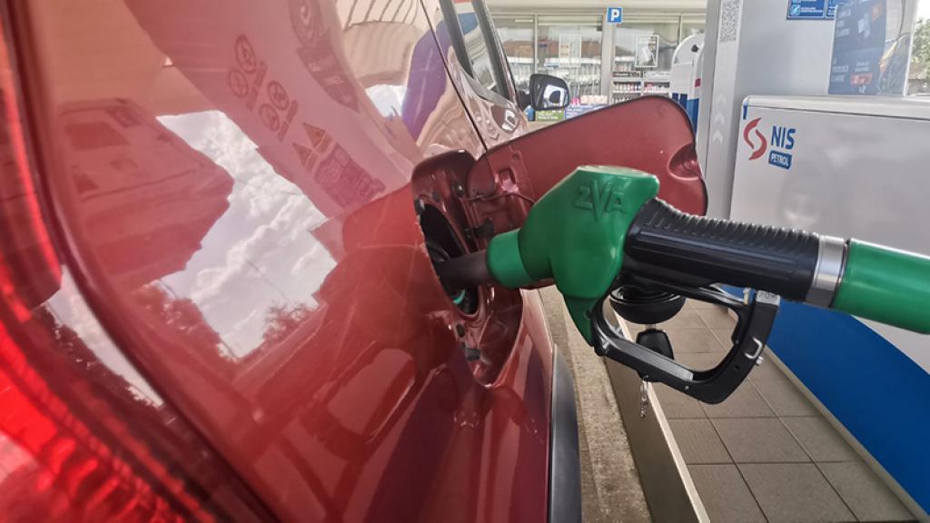 Nove cene goriva: Benzin skuplji za dva dinara, cena dizela nepromenjena