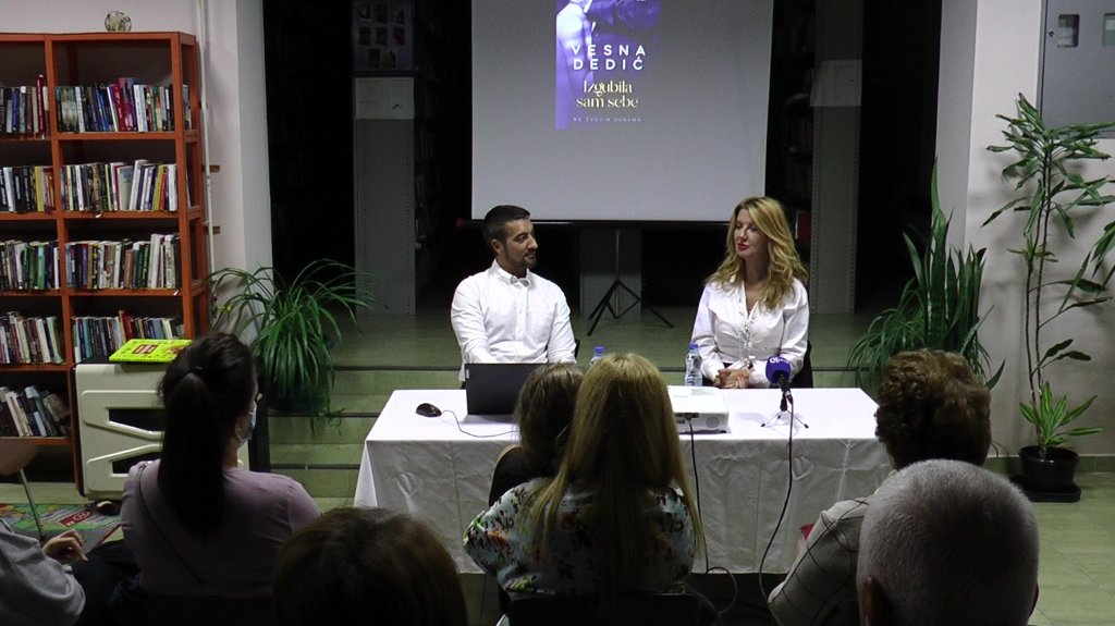 Vesna Dedić predstavila roman ''Izgubila sam sebe''