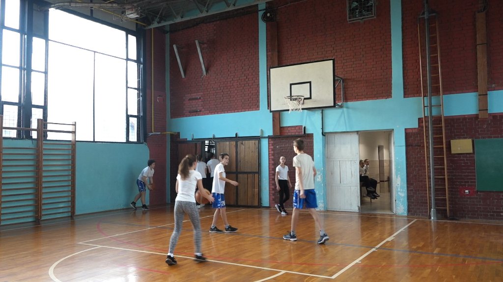 Vreme je za sport: Osnovci pohađaju košarkaške sekcije
