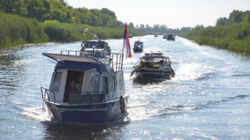 JVP „Vode Vojvodine“ preduzima sve mere da spreči ekološku katastrofu na Čonopljanskom jezeru 