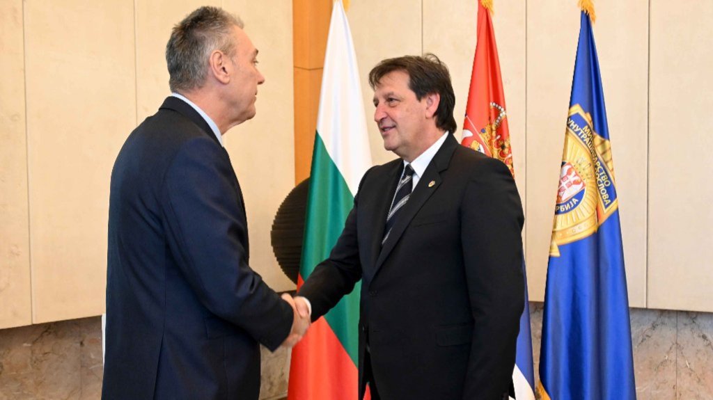 Ministar Gašić se sastao sa ambasadorom Republike Bugarske Petkom Dojkovim