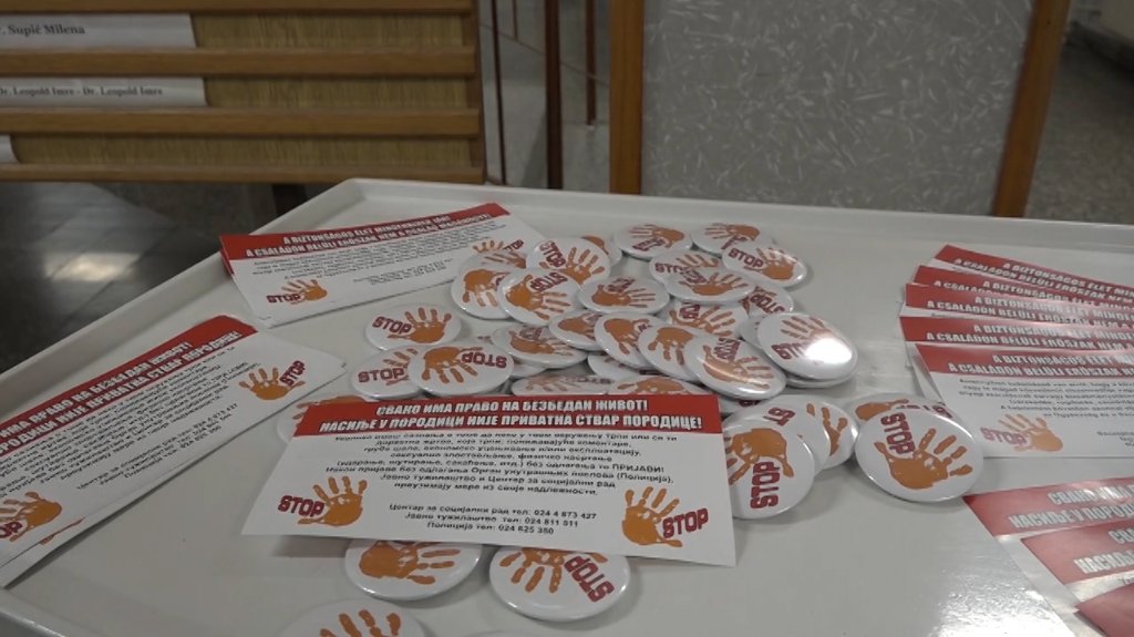U Kanjiži organizovano deljenje letaka i flajera u okviru kampanje „16 dana aktivizma protiv nasilja nad ženama“