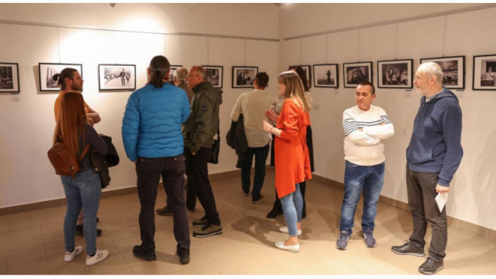 U Somboru otvorena izložba šimanovačkog umetničkog fotografa Slobodana Čavića