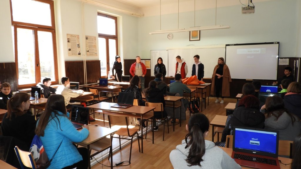 Srednja škola Novi Bečej otvorila svoja vrata osmacima