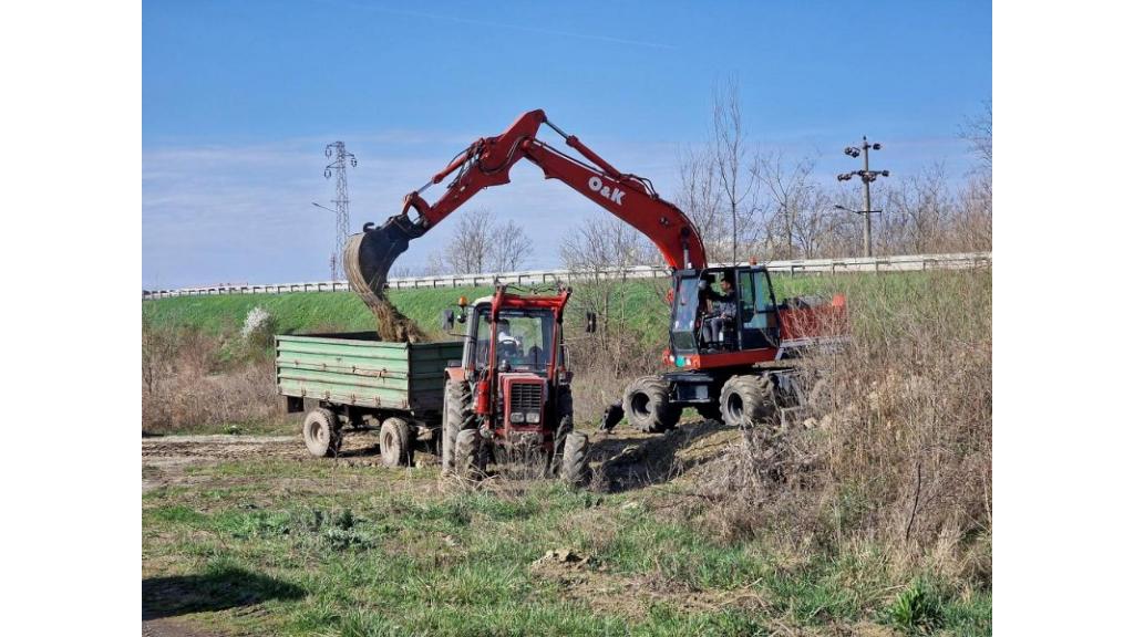 Poljoprivrednici u Ruskom Krsturu sproveli akciju uređenja atarskih puteva