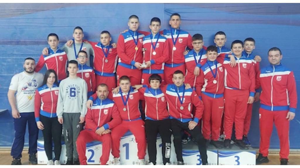 Juniori RK “Radnički” ekipno treći na Prvenstvu Vojvodine