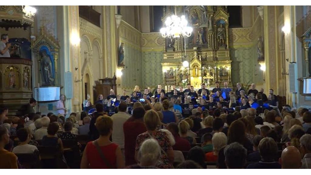 Somborsko pevačko društvo organizovalo koncert u somborskoj Karmelićanskoj crkvi