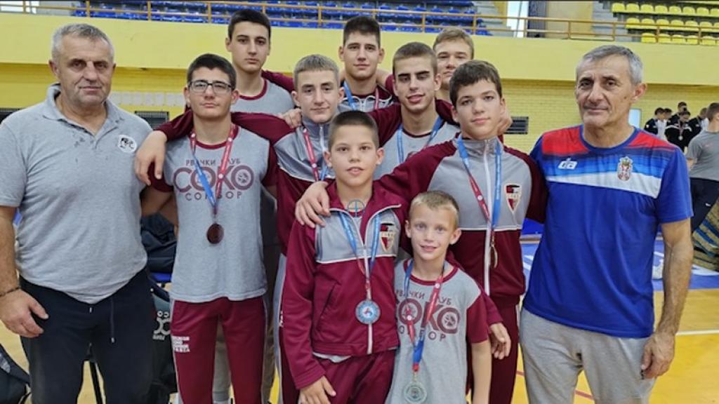 Mladi rvači somborskog kluba „Soko“ blistali na međunarodnom turniru „Trofej Pančeva“