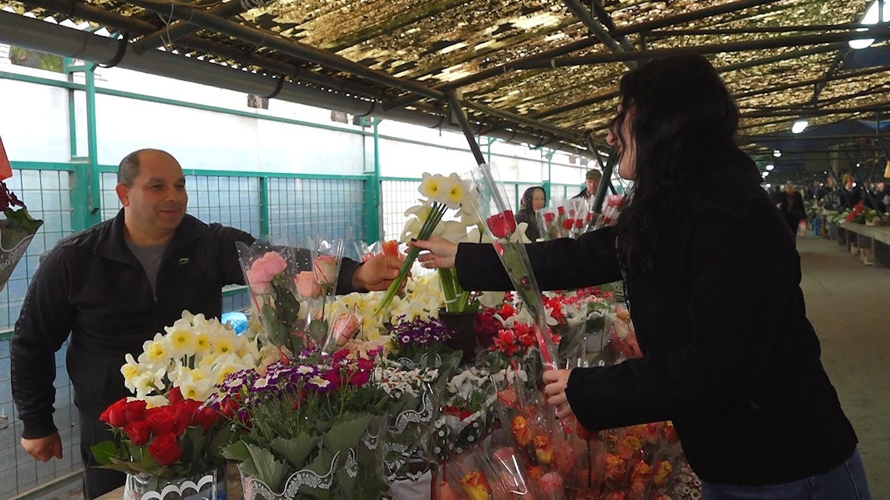 Povodom 8.marta prodaja cveća solidna - najtraženije ruže